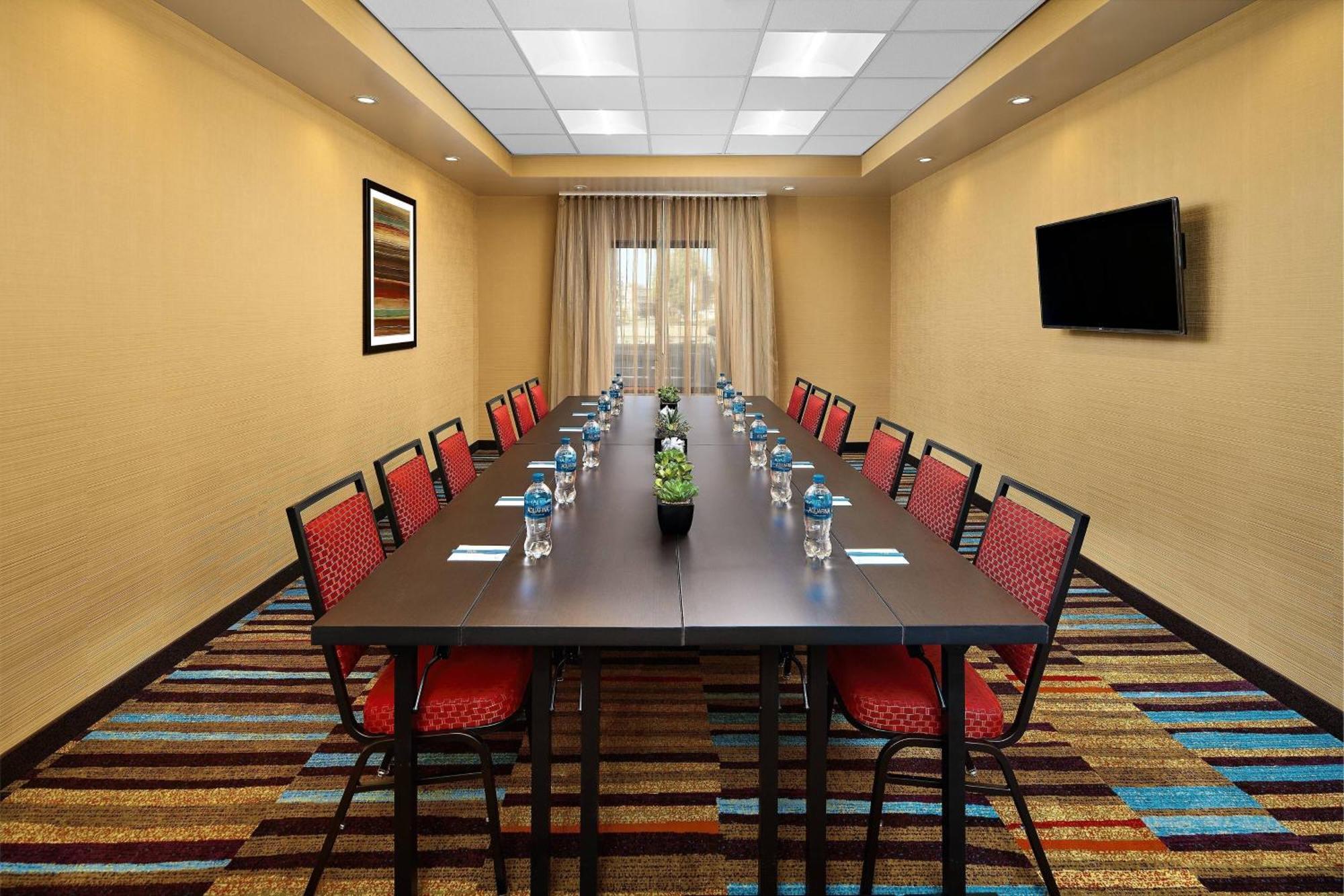Fairfield Inn & Suites By Marriott Fresno Yosemite International Airport Exterior foto